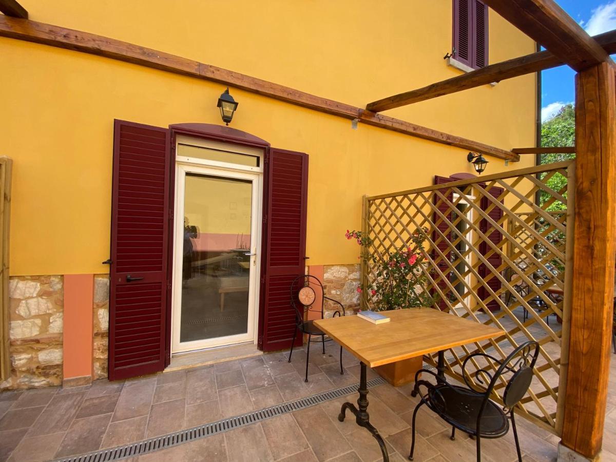 B&B La Fucinaia Pet Friendly Adults Only Campiglia Marittima Luaran gambar