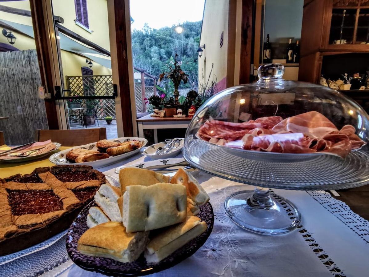 B&B La Fucinaia Pet Friendly Adults Only Campiglia Marittima Luaran gambar