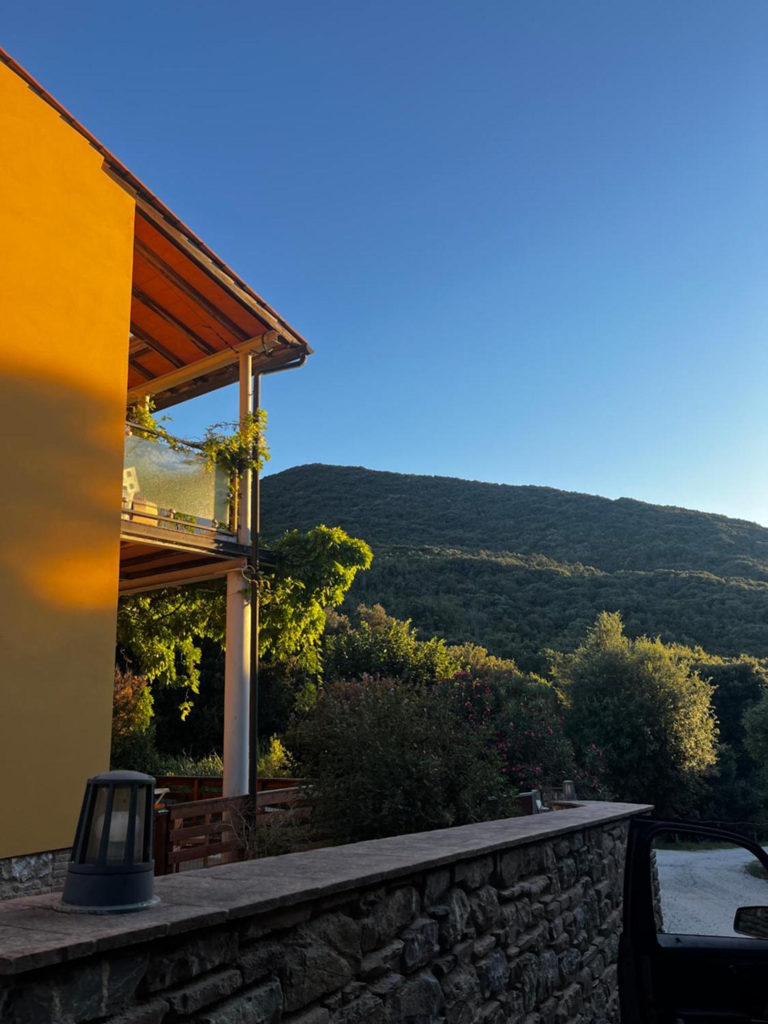 B&B La Fucinaia Pet Friendly Adults Only Campiglia Marittima Luaran gambar