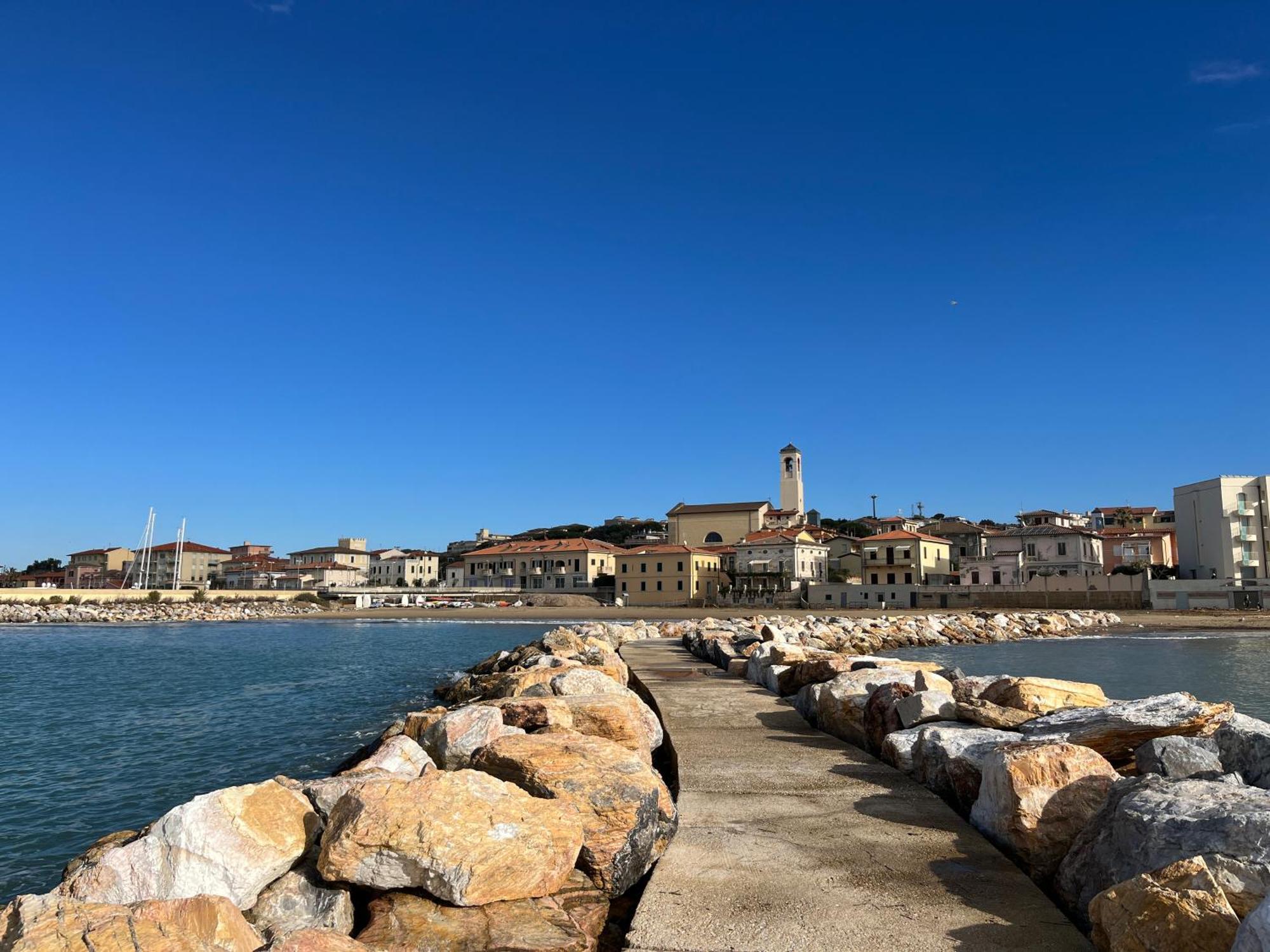 B&B La Fucinaia Pet Friendly Adults Only Campiglia Marittima Luaran gambar